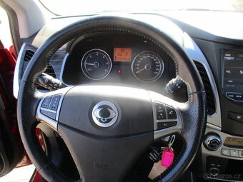 SSANGYONG KORANDO 2,2D 130kw AWD Navi Aut DPH 2016 - 14