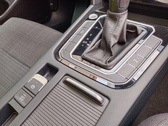 VW Passat B8 Variant 2.0TDI 110kW DSG ACC - záruka Autodraft - 14