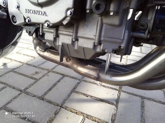 Honda CB 600 F Hornet - 14