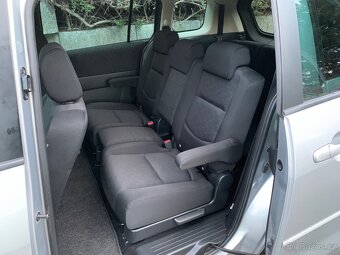 Mazda 5   2.0 i - 16V      7 míst - 14