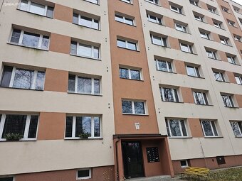 Pronájem bytu 2+1 54 m2 ul. Čsl. Armády 2864/17 - 14