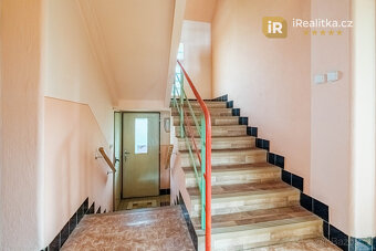 Prodej velkého domu s garáží a zahradou, 850 m2 - Tábor - 14