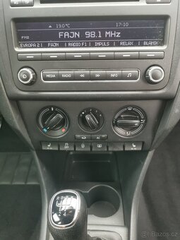 Škoda Rapid 1.2 TSi 63kw - 103454km - LEHKA HAVARIE - 14