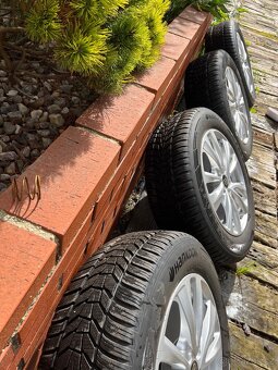 Alu disky 5x114,3 17 se zimními pneu 225/60/17 - 14