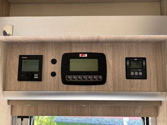 Laika Ecovip, 691 2.3JTD, 180 ps, TOP STAV - 14