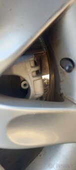 Škoda Octavia 2.0, 85kw, benzín - 14