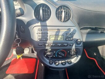 Ford Streetka 1.6i, r.v. 2004 - 14