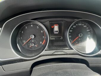 Volkswagen Passat Combi 1.4 TSI DSG 110KW  serv 2x klíč - 14