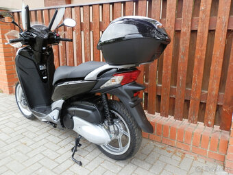 Honda SH 300i (2011) - 14