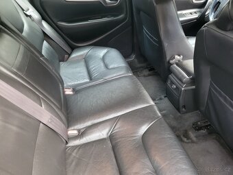 Prodám Volvo V70 D5 2.4 diesel automat 2002 120kw - 14