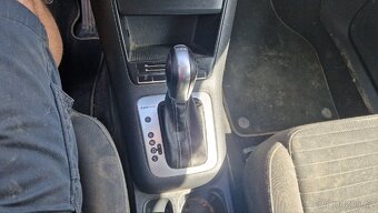 VW Tiguan 2,0 TDI 4x4 DSG 2015 - 14