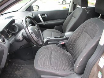 NISSAN QASHQAI - 2.0 i , 4WD, Tažné zařízení, Automat - 14