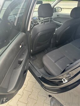 Prodám Hyundai i30 CW 2008 - 14
