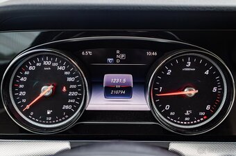 Mercedes-Benz E200d 110kW Avantgarde - 14