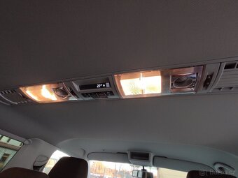 VW Multivan 2.0 TDi 103 kW R.V. 2015 NAJ. 189 tis. km 1.MAJ. - 14