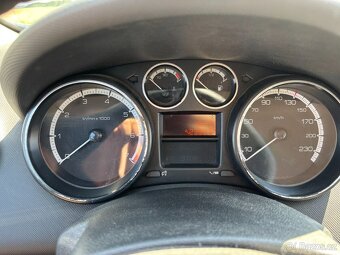 Peugeot 308 SW 1.6 VTI - 14