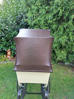 Starožitný kočárek pro miminko č. 1010 - 14