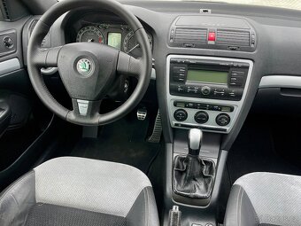 ŠKODA OCTAVIA COMBI RS 2,0TDI - 14