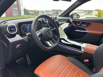 Prodám Mercedes-Benz GLC 220d 4MATIC AMG ZÁRUKA - 14