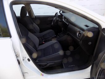 Toyota Auris 1.8 Hybrid/Active/1.Maj.ČR/AT/ - 14