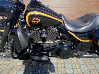 Harley-Davidson FLHRXS Road King Special 107 - 14