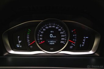 Volvo V60 2014 2.4 D4 AWD/AT 133 kW , tažné zařízení - 14