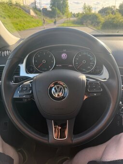 VW TOUAREG 7P 3.0 TDI, 176kW CASA, 2010 Pružiny - PĚKNÝ STAV - 14