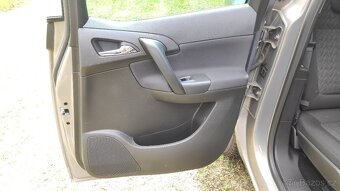 Opel Meriva, Hezký stav , pravidelný servis - 14