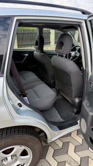 TOYOTA RAV4 2.0D4D 85kw 4x4 - 14