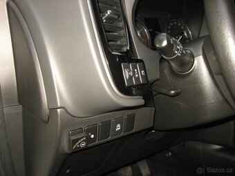 Mitsubishi Outlander 2.0i 150PS Intense M/T LPG - 14