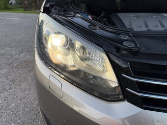 Touran 2.0 tdi 103 kw dsg pano bixenon 7 mist - 14