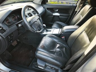Prodám Volvo XC90 AWD 2.9T 200kW - 7 míst - 14
