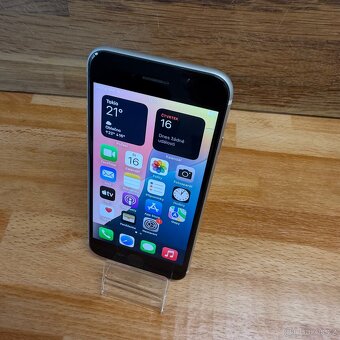 IPhone SE 2020 128GB, bílý (12 měsíců záruka) - 14