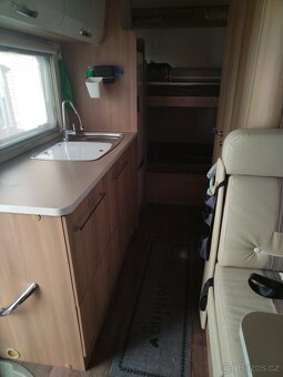 Obytný Ford 2.2TDCI 155PS Roller Team Kronos 275 - 14