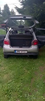 Toyota Yaris - 14
