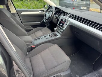 Volkswagen Passat B8 Variant 2.0 TDI 110kW 2019r - 14