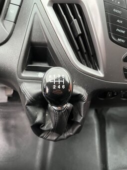 Ford Transit Custom 2.2 TDCi 9 Míst - 14