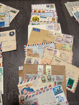 Sbírka známek, poštovní známky - přes 560 kusů celistvostí - 14