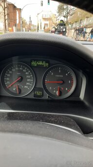 Volkswagen Touareg 3.0 TDI naj.167800km Serviska - 14