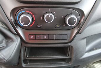 Iveco Daily, 35S160 2,3 Maxi 6míst+klima 2022 - 14