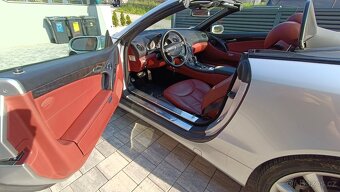 Mercedes SL 550 cabrio - 14