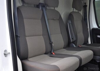 Peugeot Boxer 3300 L2H2 2.2 BlueHDi 140k nafta manuál 103 kw - 14