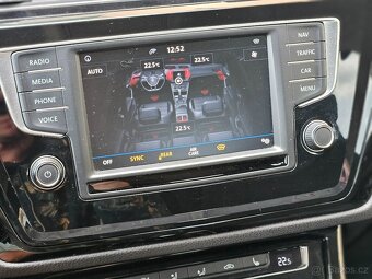 VW Touran HIGHLINE 2.0TDI 140kW DSG LED ALCANTARA TAŽNÉ - 14