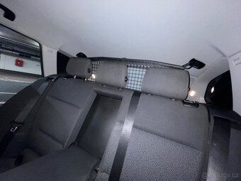 Bmw e91 318d 105 kW combi - 14