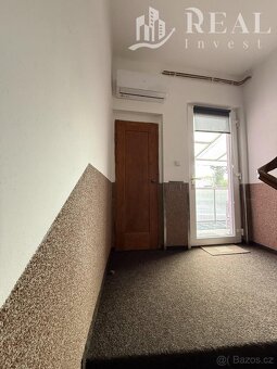 Pronájem atypického bytu 4+1, v rodinném domě se zahradou v  - 14