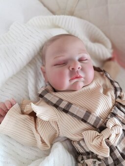 Krásná realistická holčička ( PEACHES ) - 14