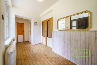 Dům v Tašovicích – prostor, klid a výhledy - 14