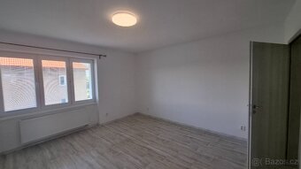 Pronájem bytu 3+1 v ulici Na Průhoně, Chomutov - 14