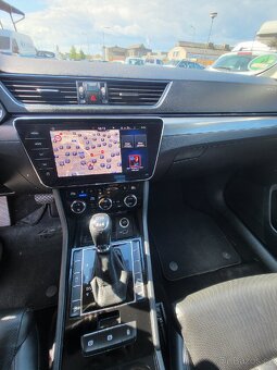 Škoda Superb 2.0TDI, 140kw, 4x4, pronájem. - 14