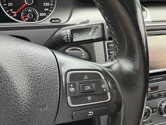 VOLKSWAGEN PASSAT 2.0 TDI 130KW 4X4 DSG  NAVI XENONY KAMERA - 14